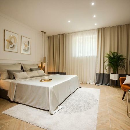 Club Boutique Rooms Спліт Екстер'єр фото